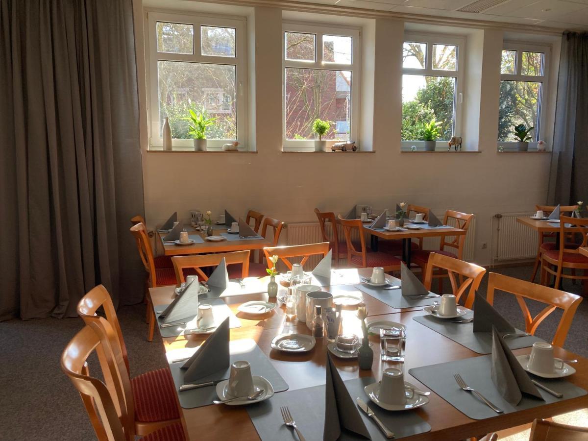 Hotel Diamant Wedel Zewnętrze zdjęcie