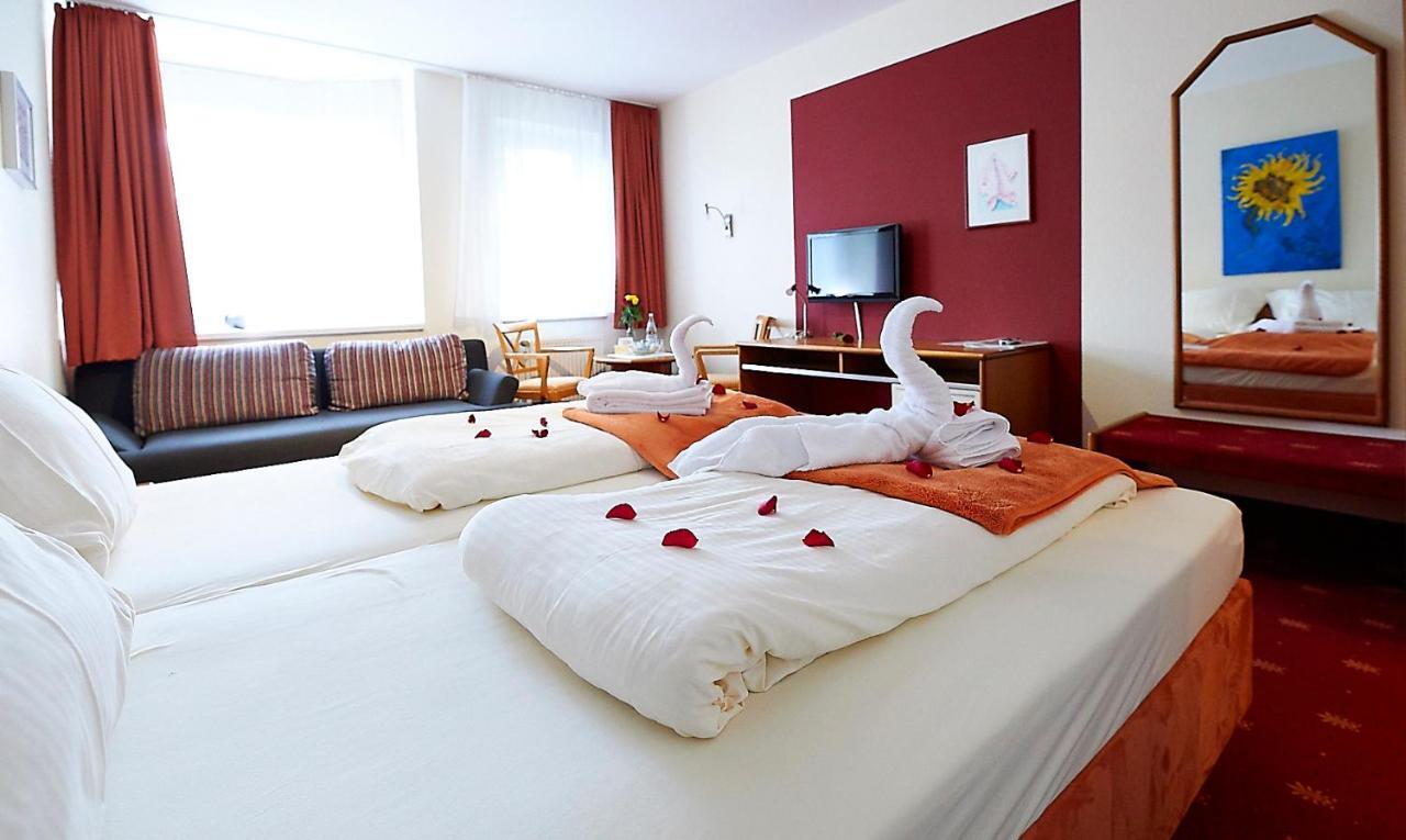 Hotel Diamant Wedel Zewnętrze zdjęcie